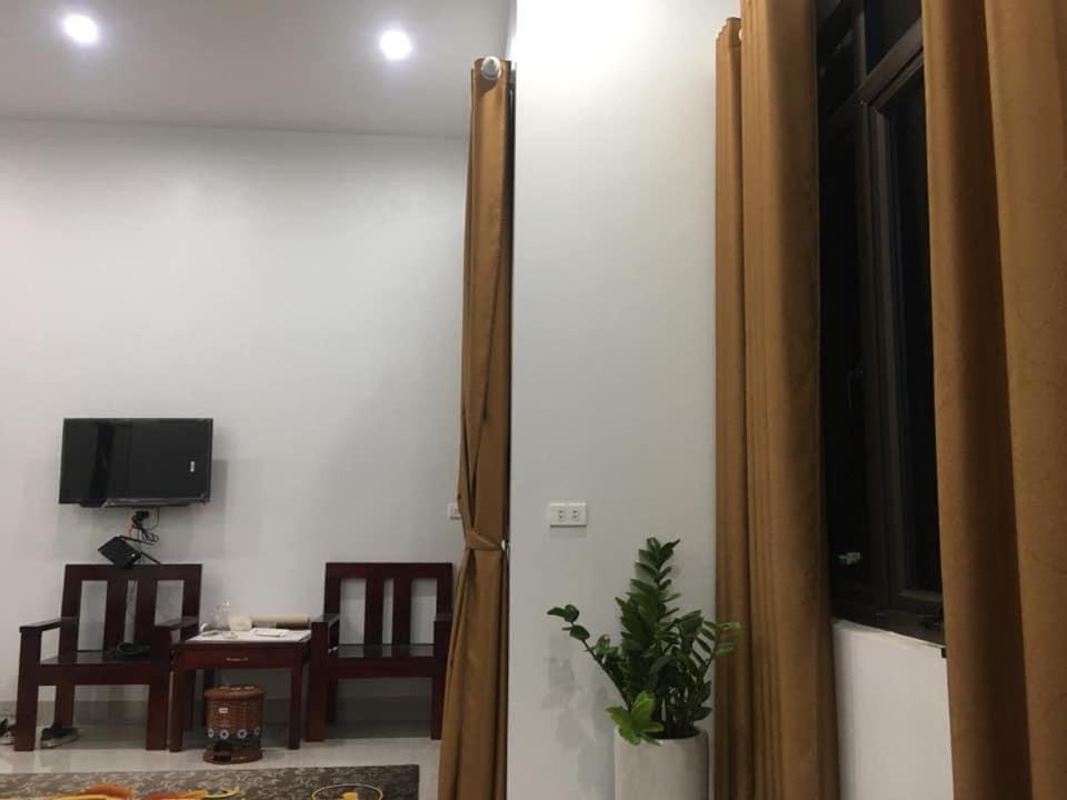 Bed and Breakfast Nha Nghi Cu Ti Ban Cong Na Екстер'єр фото