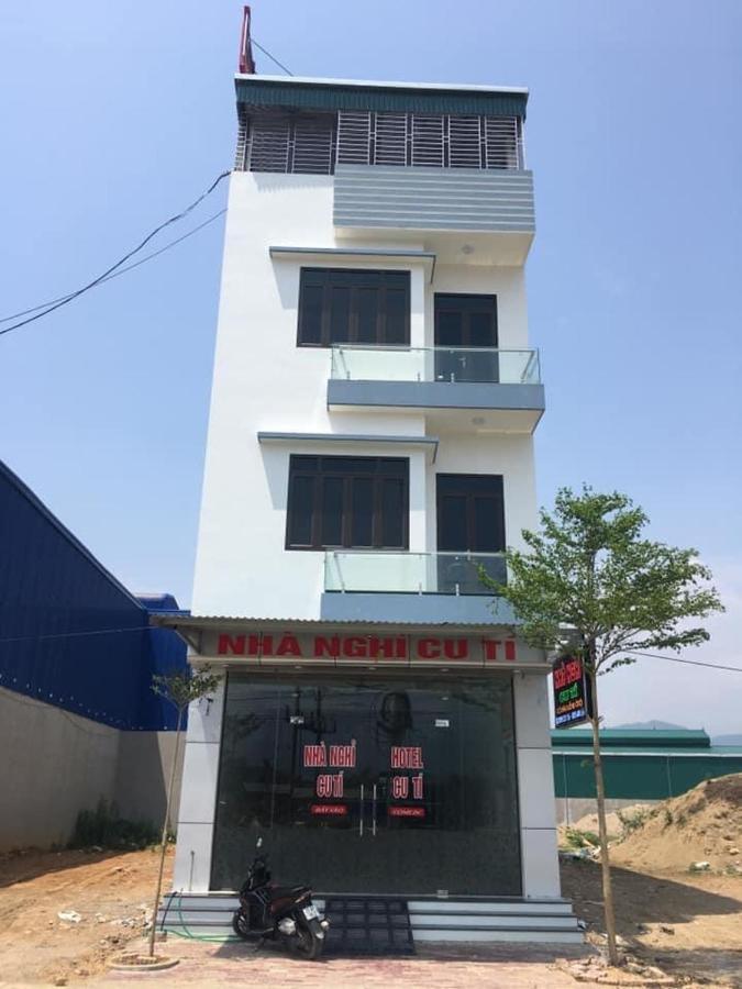Bed and Breakfast Nha Nghi Cu Ti Ban Cong Na Екстер'єр фото